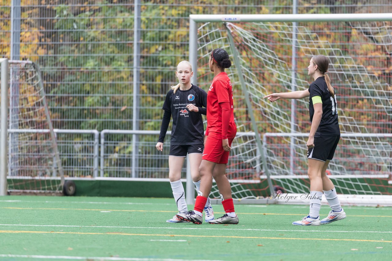 Bild 75 - wCJ VfL Pinneberg - Eimsbuettler TV : Ergebnis: 0:3